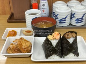 戶越屋 ｜戶越銀座商店街飯糰專賣店推薦，多口味人氣飯糰必吃美食分享